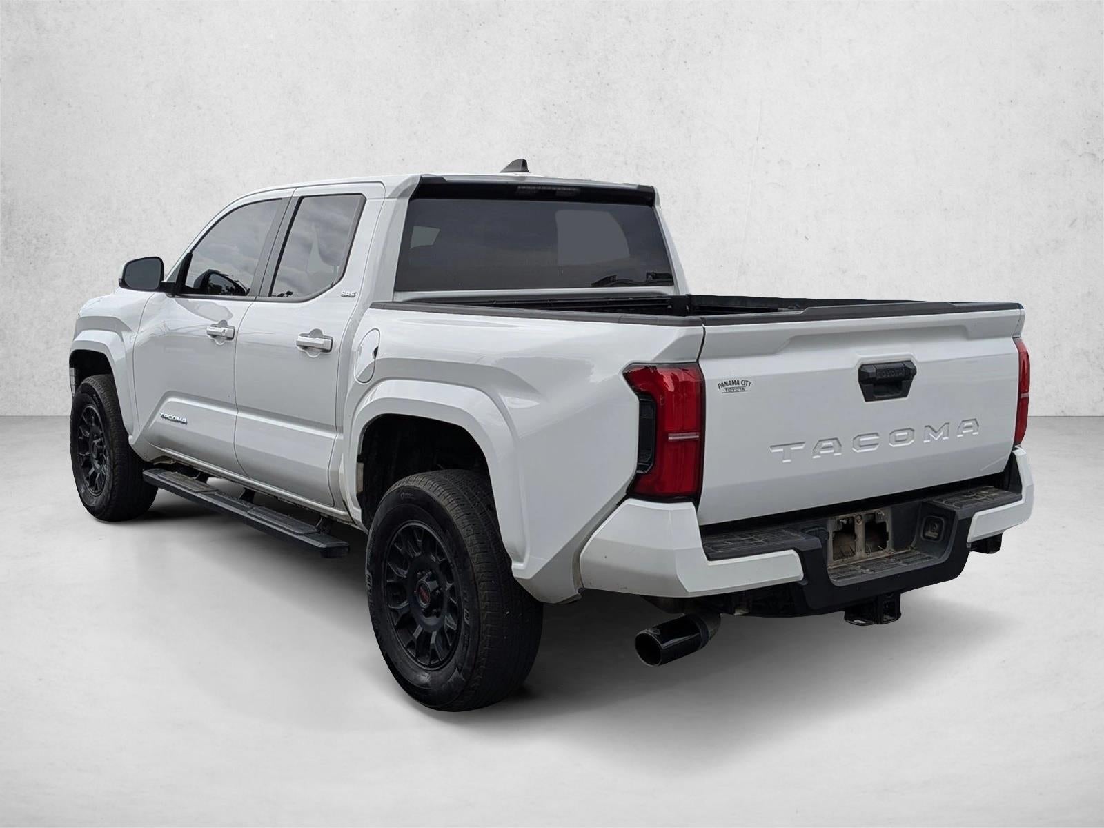 2024 Toyota Tacoma 2WD 2WD SR5 Double Cab 5' Bed AT (Natl)