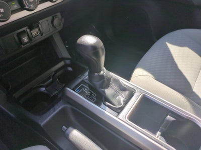 2020 Toyota Tacoma 2WD 2WD SR5 Double Cab 5' Bed V6 AT (GS)