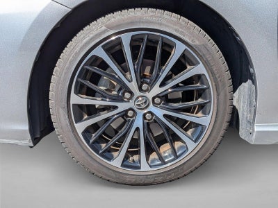 2018 Toyota Camry SE Auto (SE)