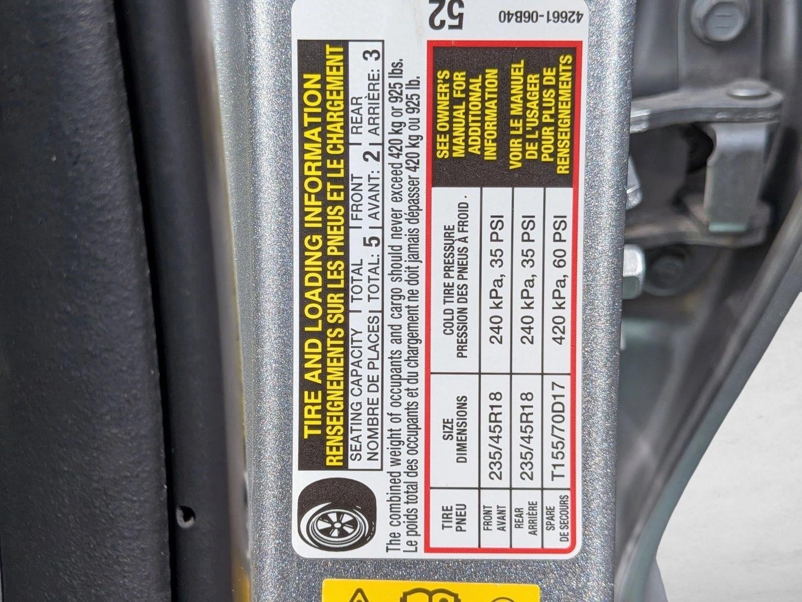 2018 Toyota Camry SE Auto (SE)