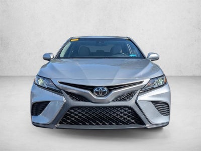 2018 Toyota Camry SE Auto (SE)