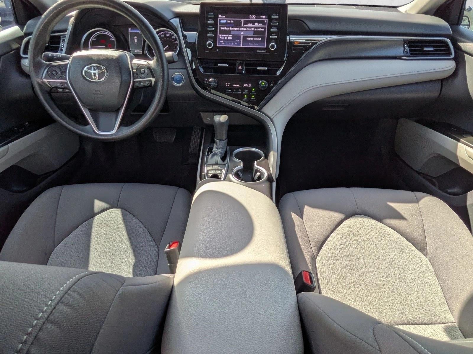 2022 Toyota Camry Hybrid LE CVT (Natl)