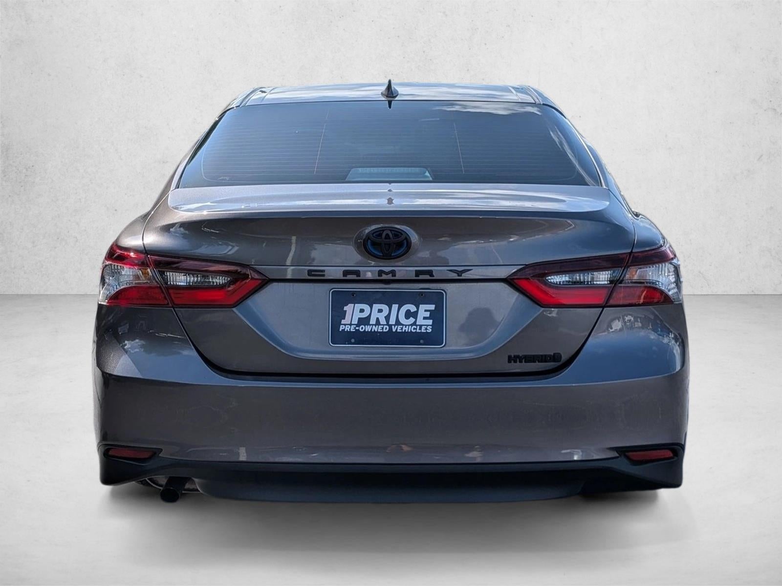 2022 Toyota Camry Hybrid LE CVT (Natl)
