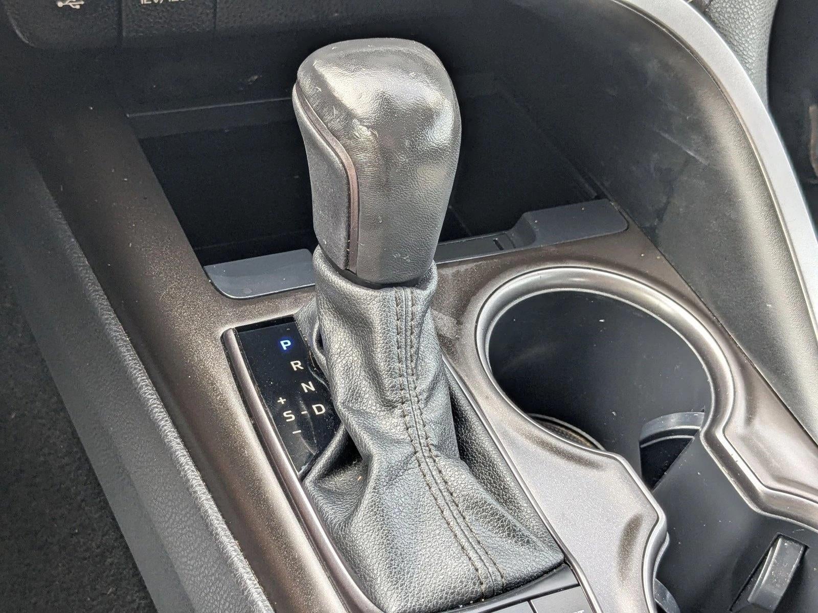 2023 Toyota Camry SE Auto (SE)