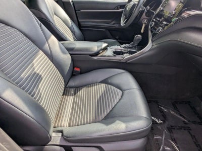 2023 Toyota Camry SE Auto (SE)