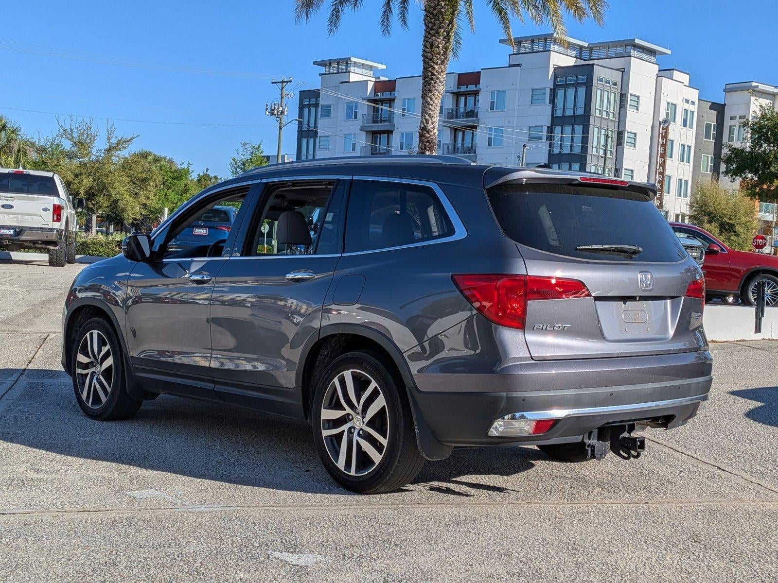 2018 Honda Pilot Touring 2WD
