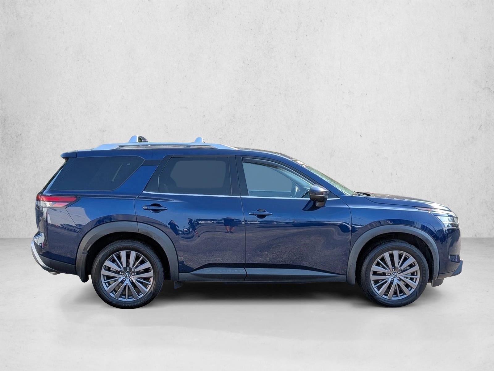 2023 Nissan Pathfinder SL 2WD