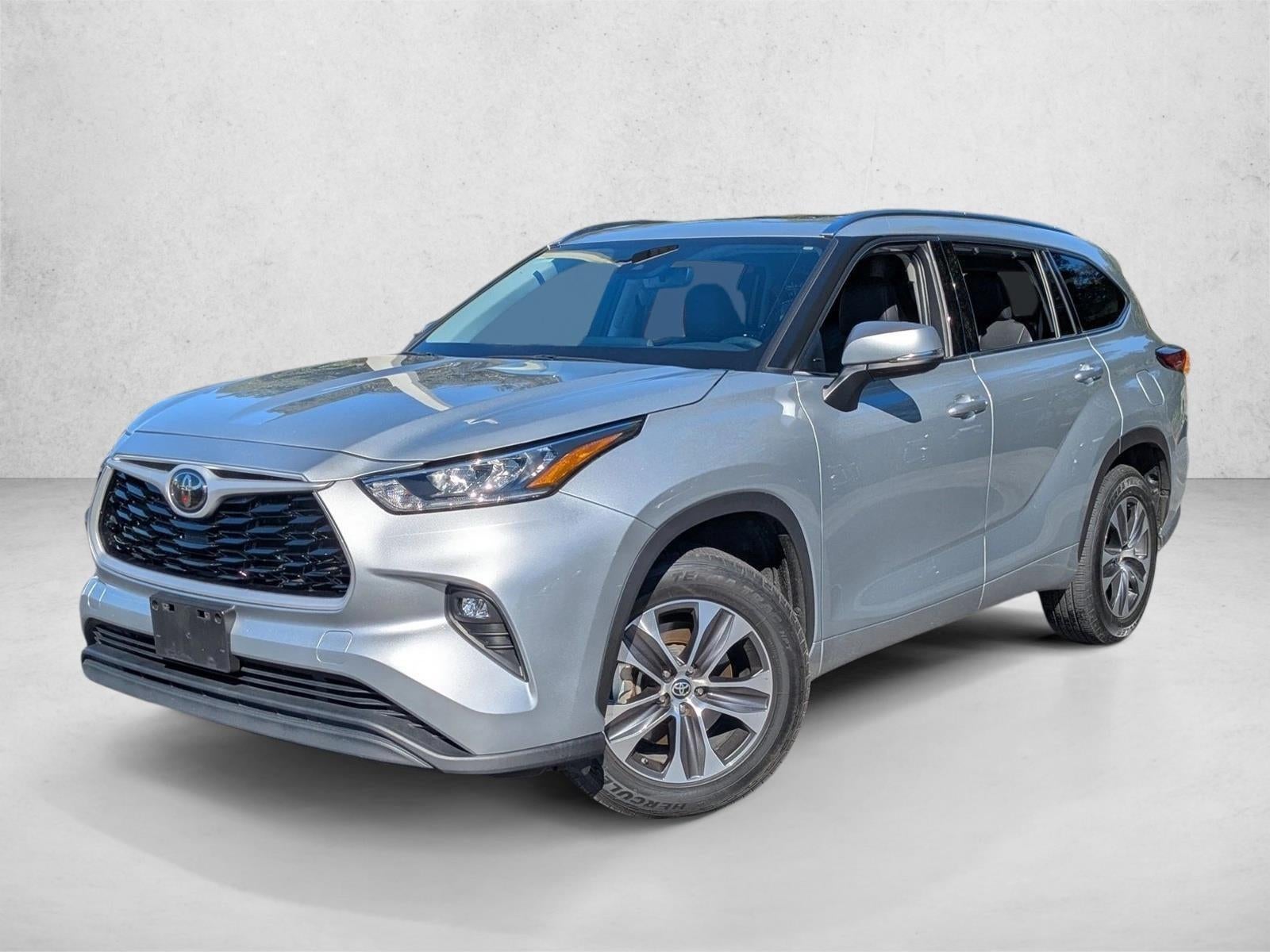 2020 Toyota Highlander XLE FWD (Natl)