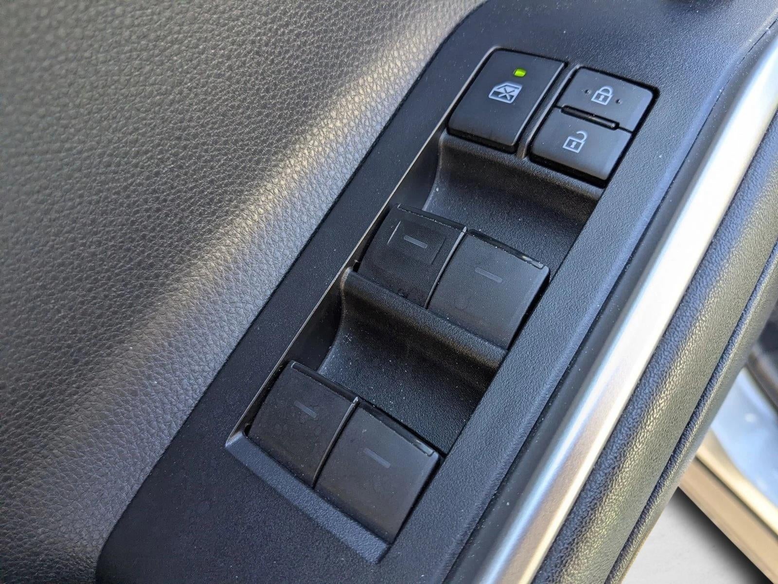 2020 Toyota Highlander XLE FWD (Natl)