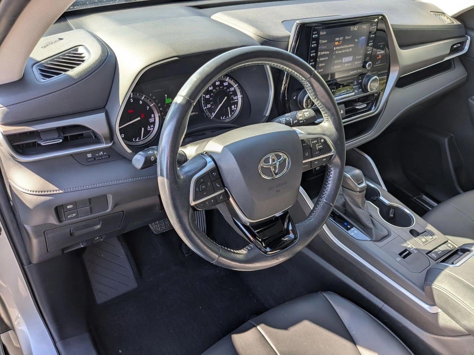 2020 Toyota Highlander XLE FWD (Natl)