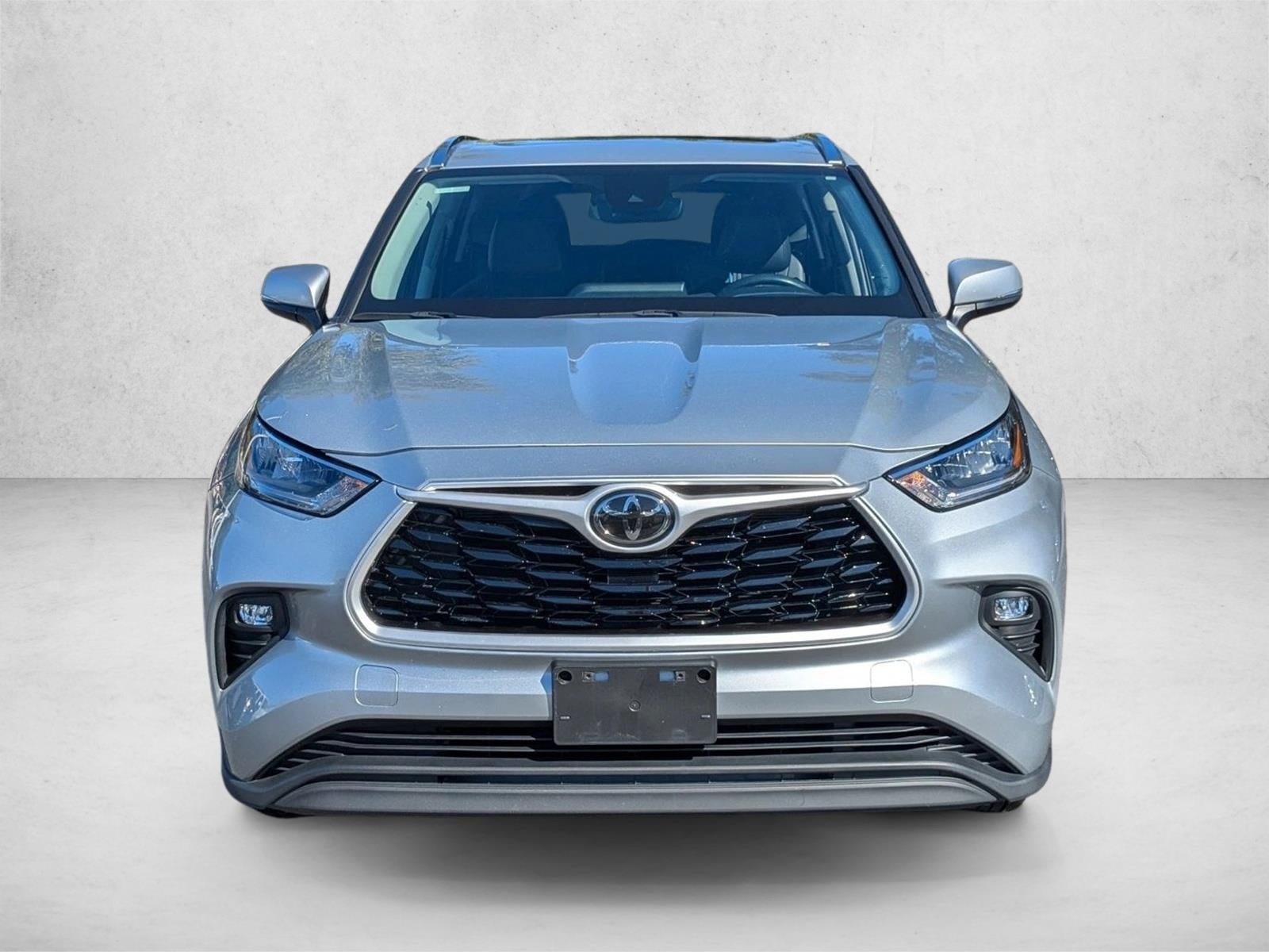 2020 Toyota Highlander XLE FWD (Natl)