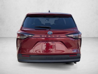 2023 Toyota Sienna LE FWD 8-Passenger (Natl)