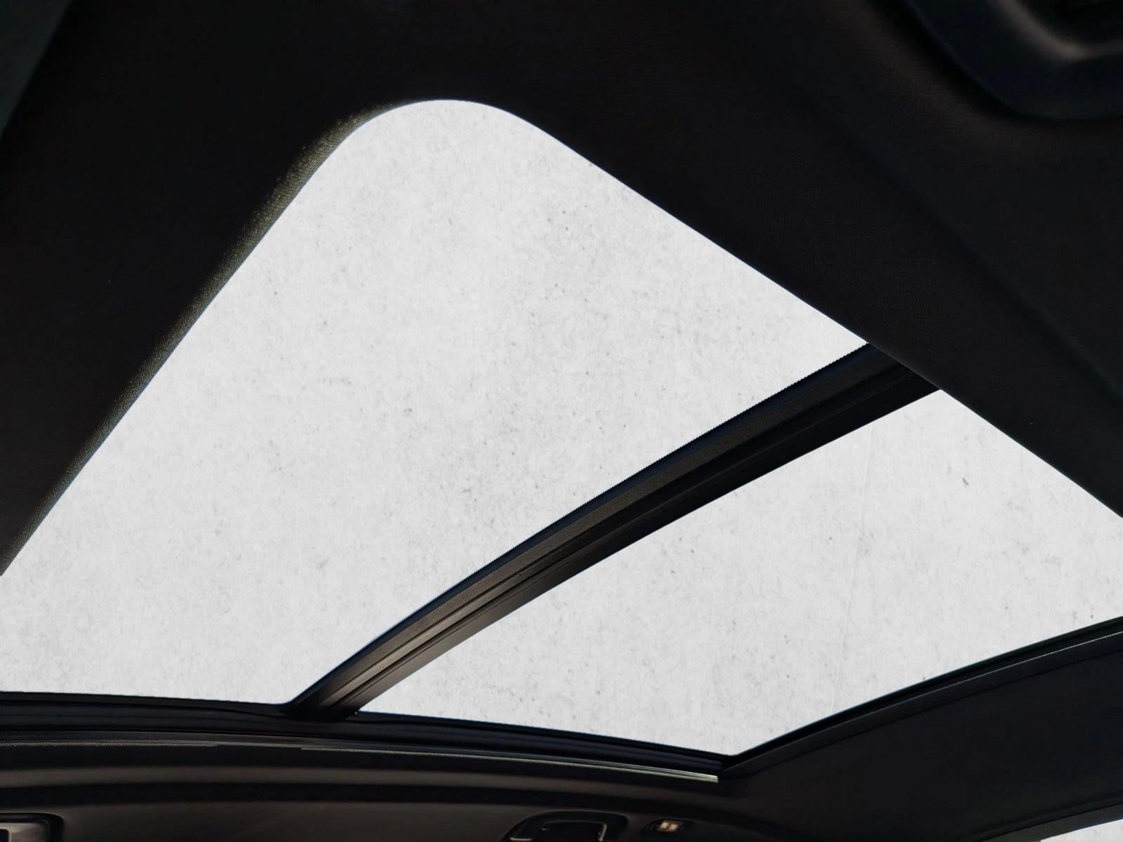 2025 BMW X5 xDrive50e Plug-In Hybrid