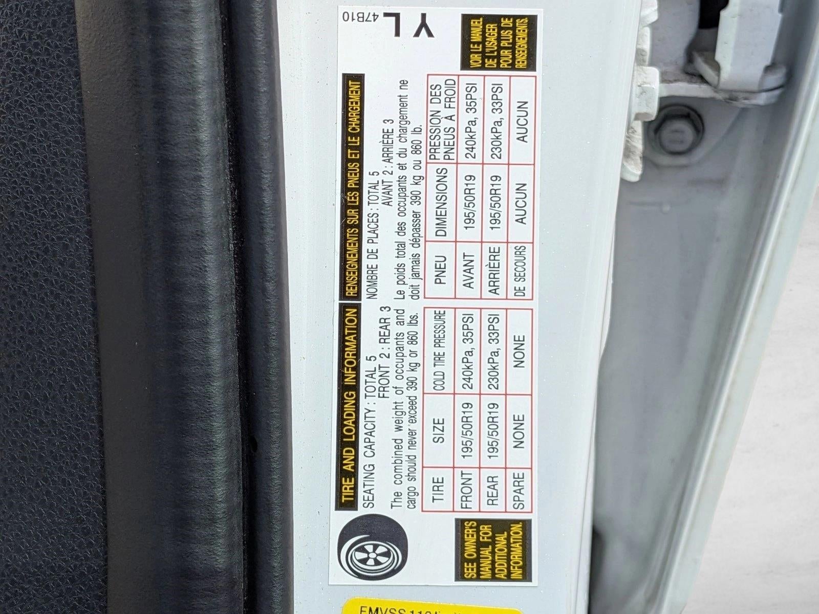 2024 Toyota Prius Limited (Natl)