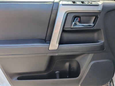 2024 Toyota 4Runner SR5 2WD (Natl)