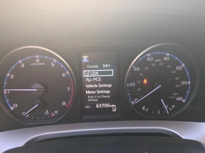 2018 Toyota RAV4 LE AWD (Natl)