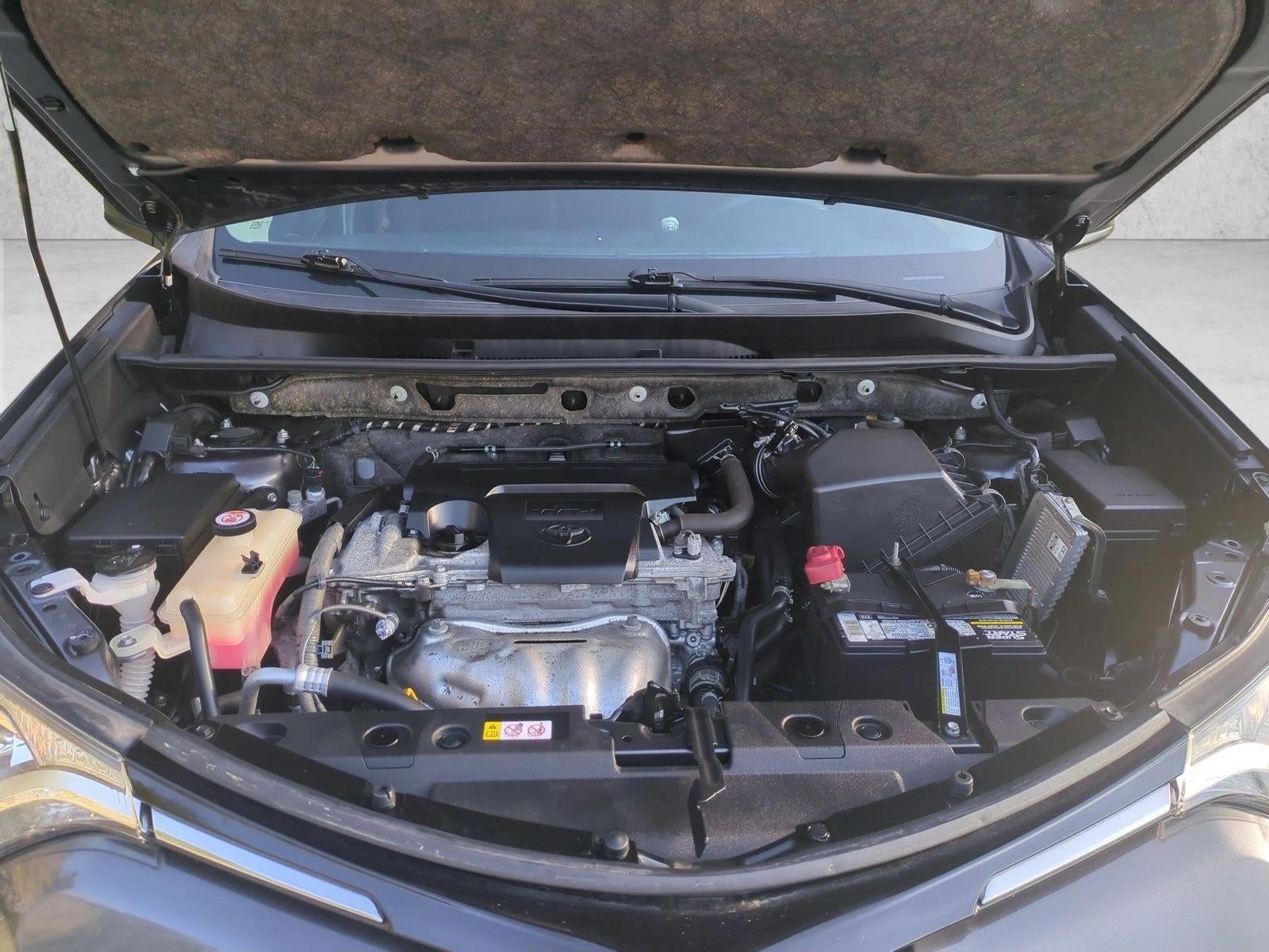 2018 Toyota RAV4 LE AWD (Natl)