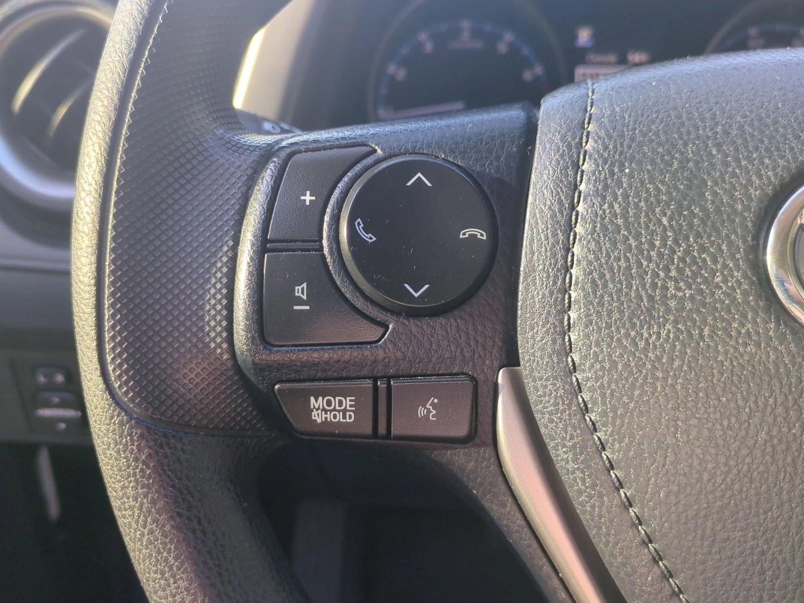 2018 Toyota RAV4 LE AWD (Natl)