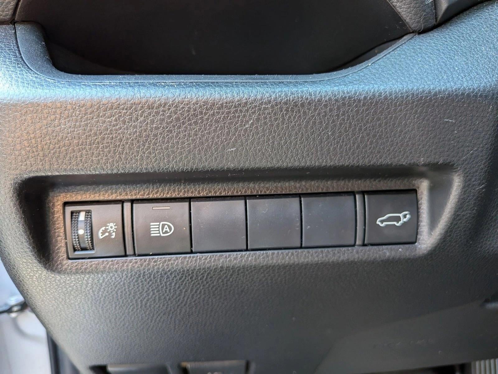 2019 Toyota RAV4 XLE Premium FWD (Natl)