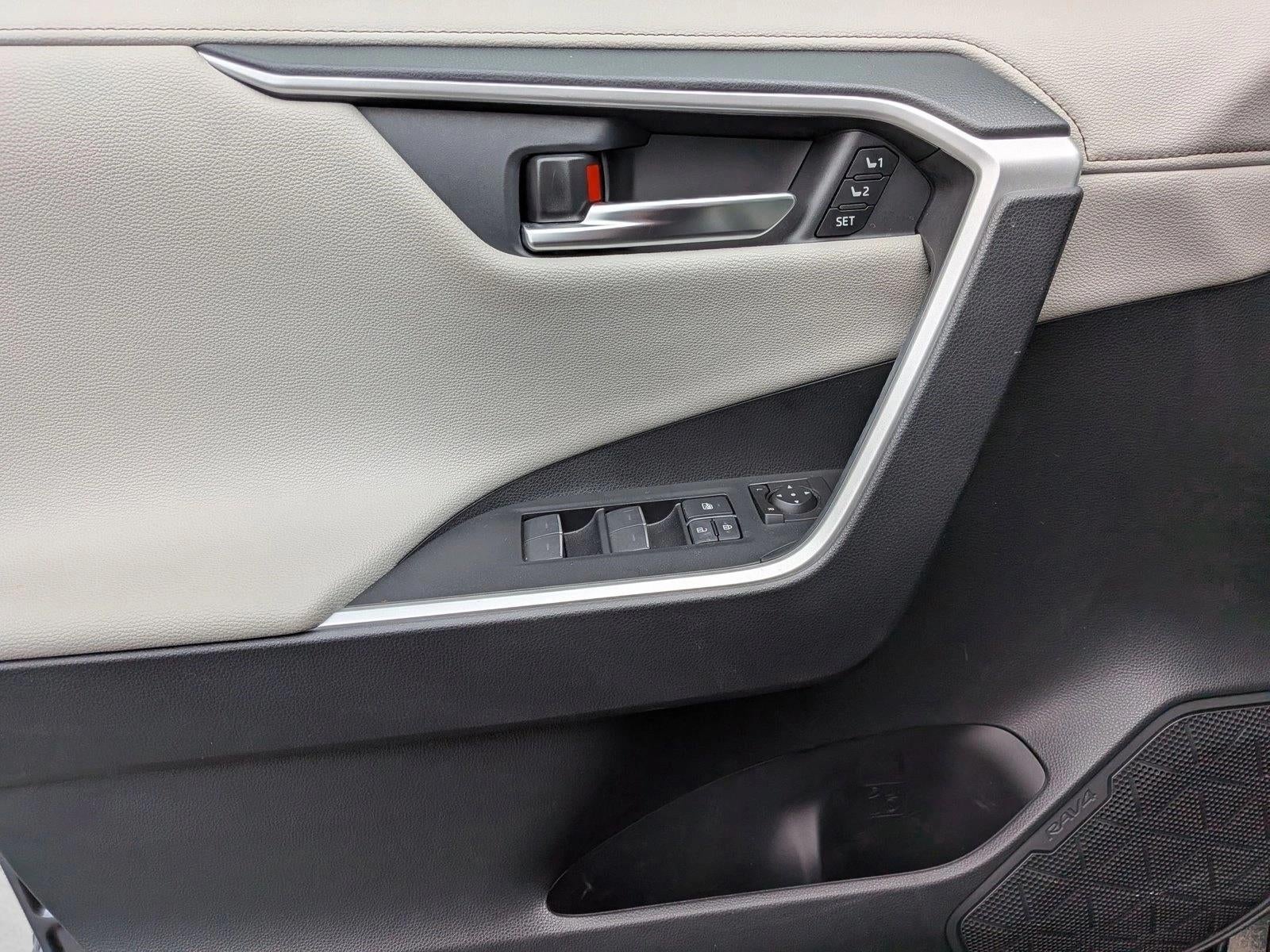 2022 Toyota RAV4 Hybrid Limited AWD (Natl)