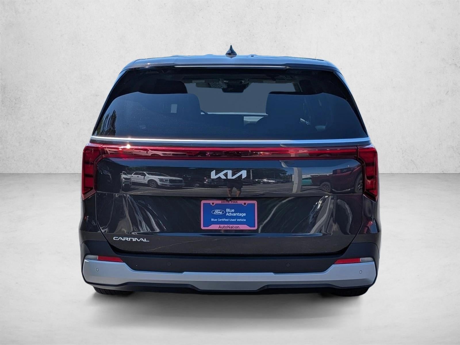 2025 Kia Carnival LXS FWD