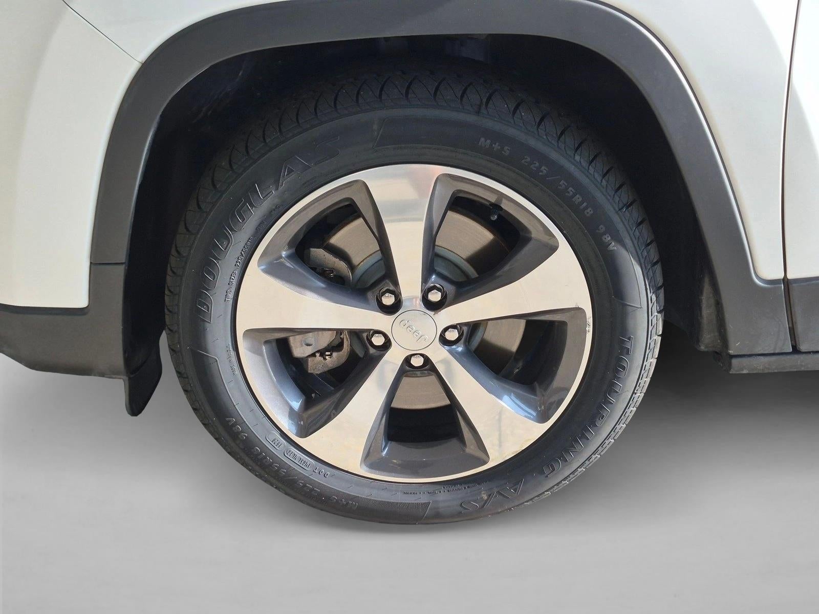 2019 Jeep Cherokee Limited FWD