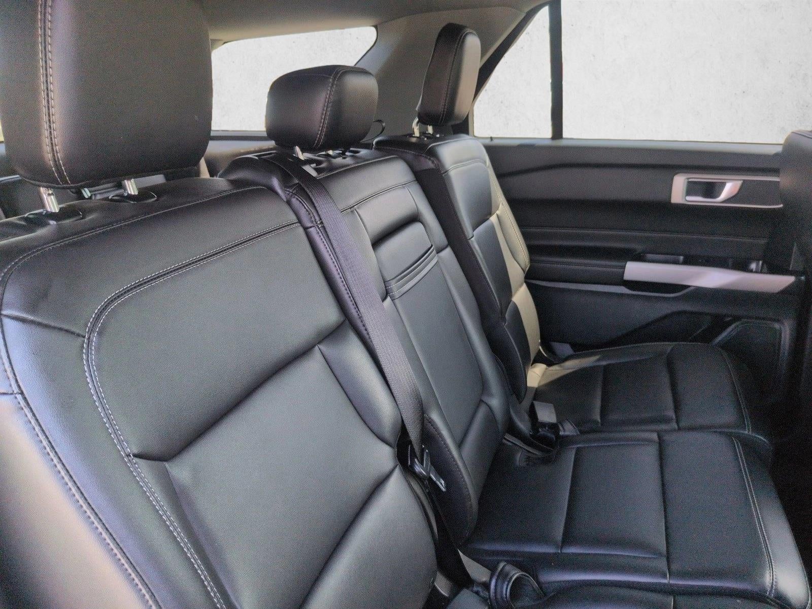 2024 Ford Explorer XLT RWD