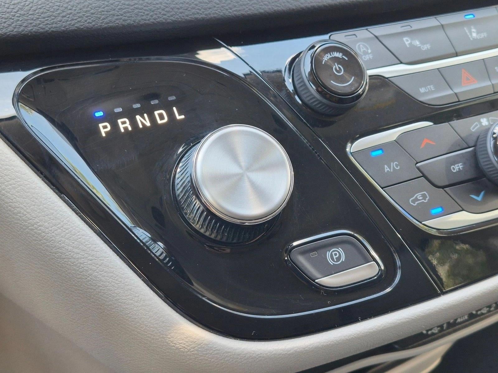 2023 Chrysler Pacifica Touring L FWD
