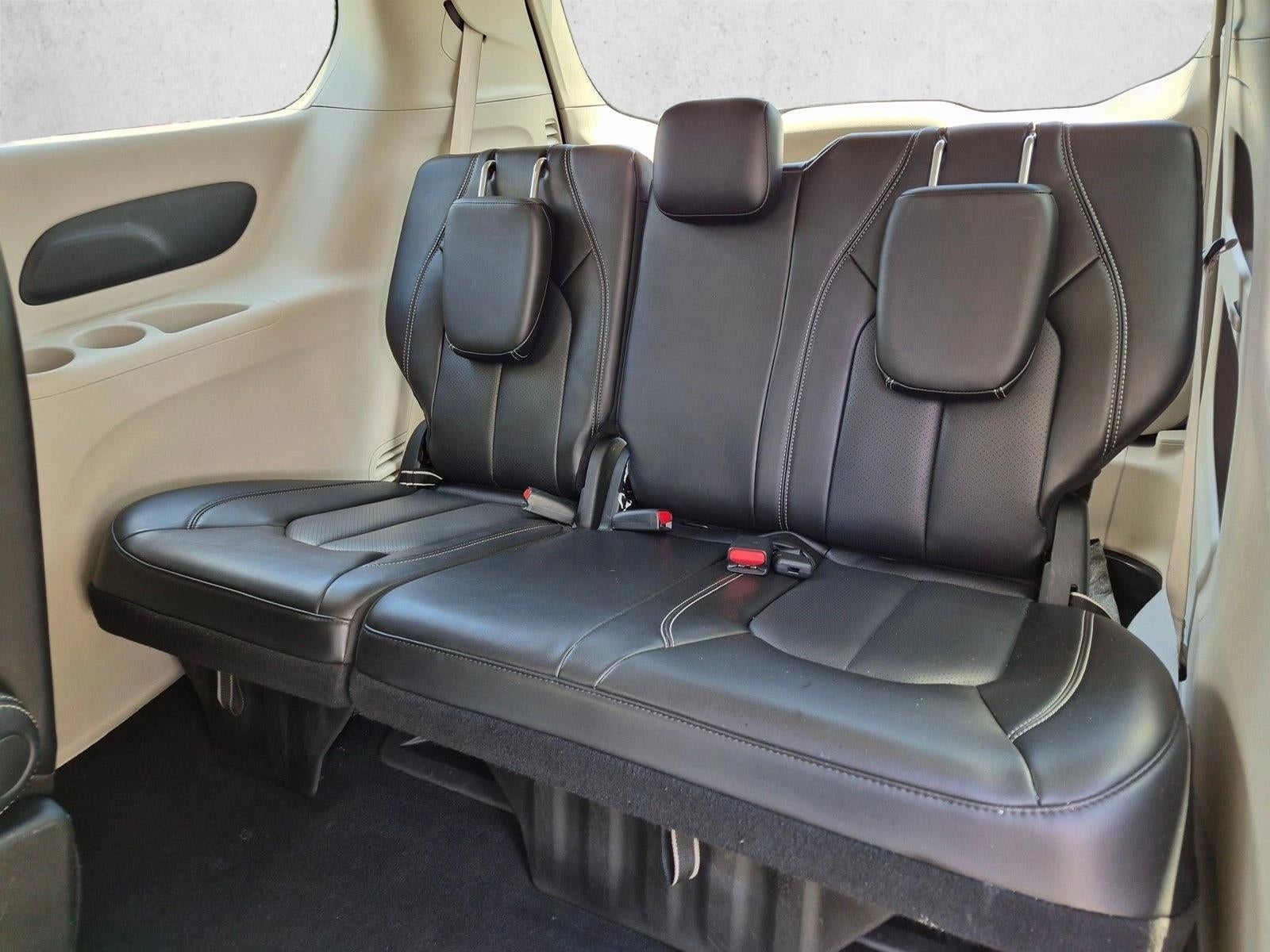 2023 Chrysler Pacifica Touring L FWD