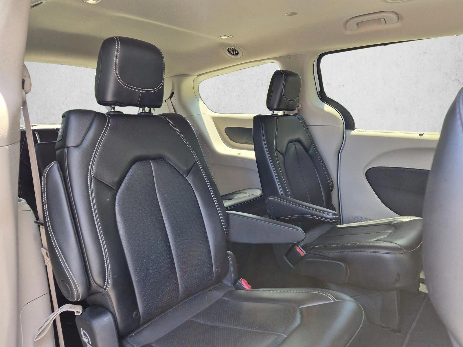 2023 Chrysler Pacifica Touring L FWD