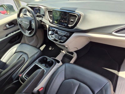 2023 Chrysler Pacifica Touring L FWD