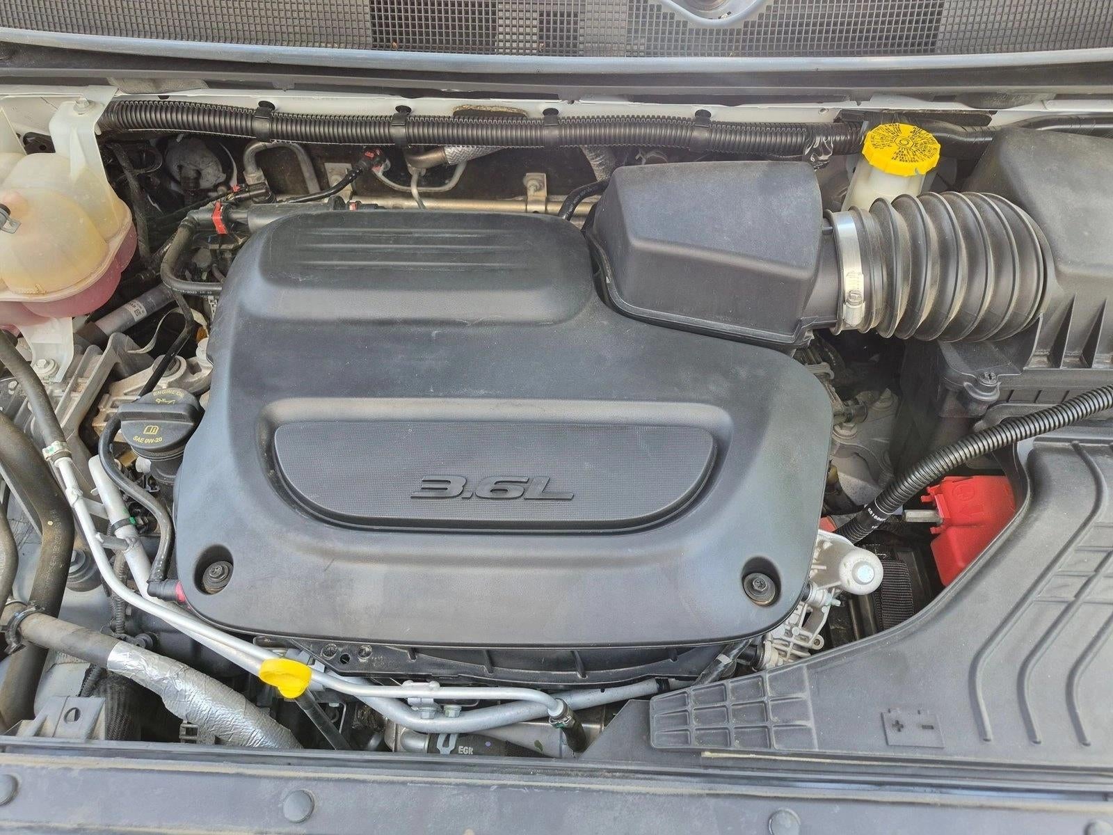 2023 Chrysler Pacifica Touring L FWD