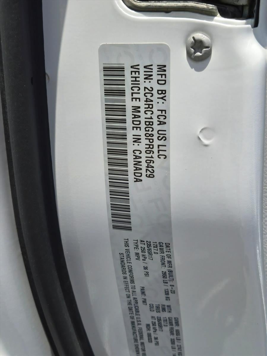 2023 Chrysler Pacifica Touring L FWD