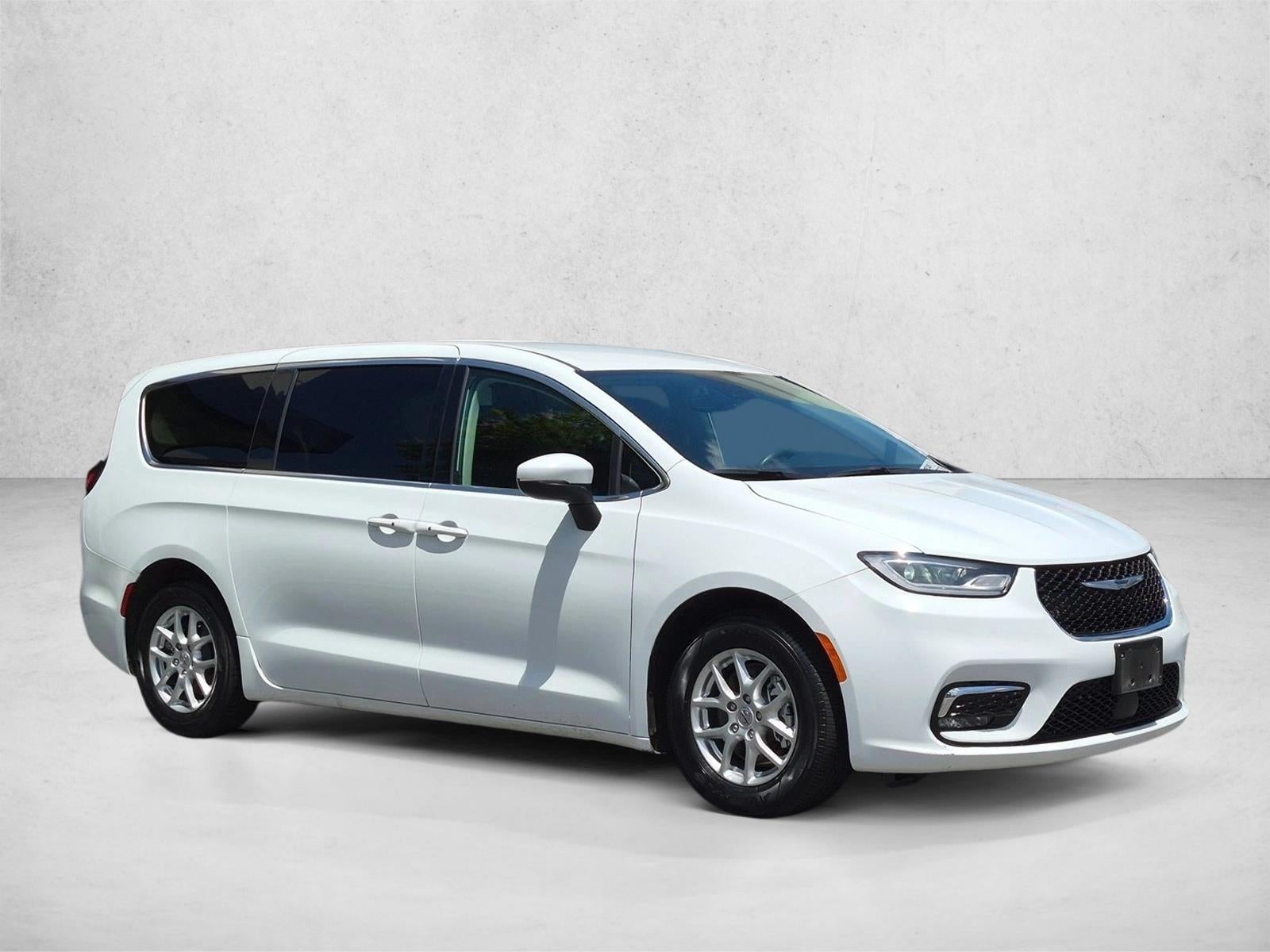 2023 Chrysler Pacifica Touring L FWD