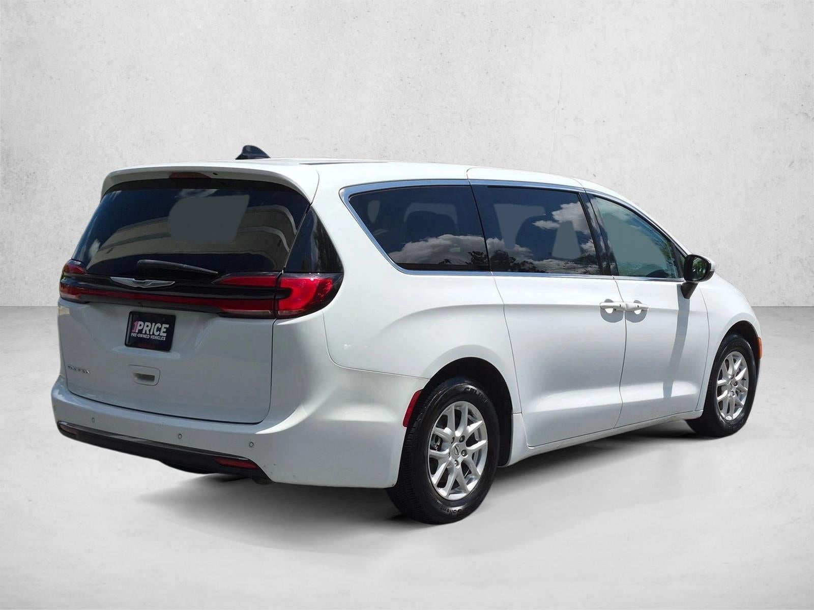 2023 Chrysler Pacifica Touring L FWD