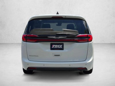 2023 Chrysler Pacifica Touring L FWD