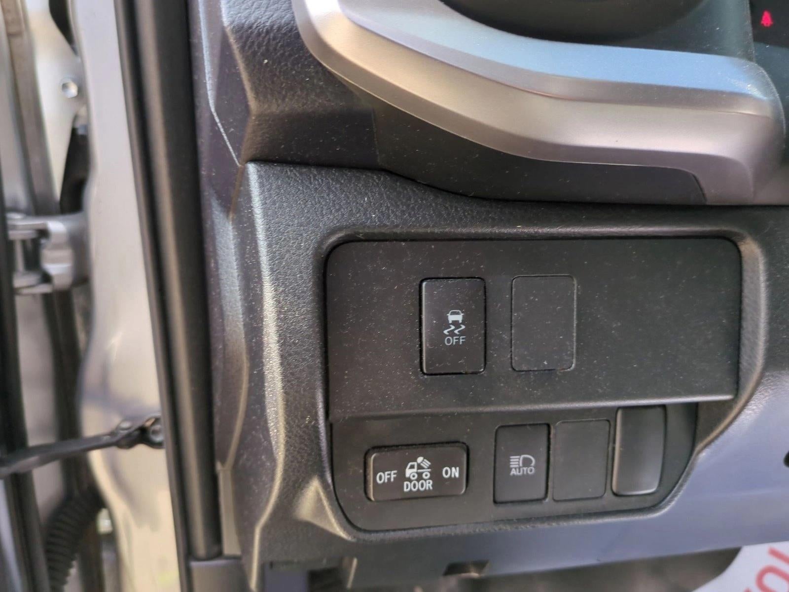 2021 Toyota Tacoma 2WD 2WD SR5 Double Cab 5' Bed V6 AT (GS)