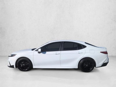 2025 Toyota Camry SE (SE)