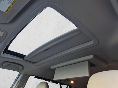 2017 Toyota Sienna XLE Premium AWD 7-Passenger (Natl)