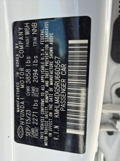 2024 Hyundai ELANTRA SEL IVT