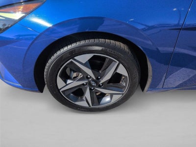 2023 Hyundai ELANTRA SEL IVT