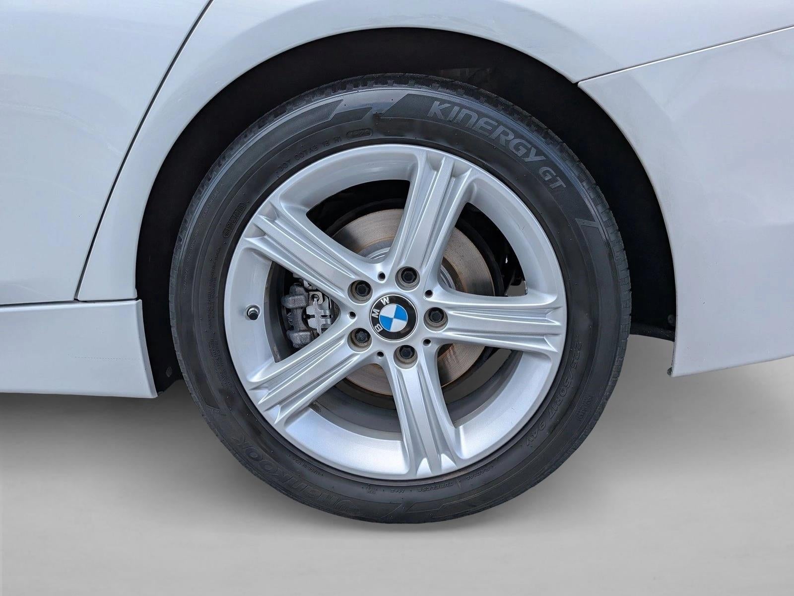 2015 BMW 320i Sedan