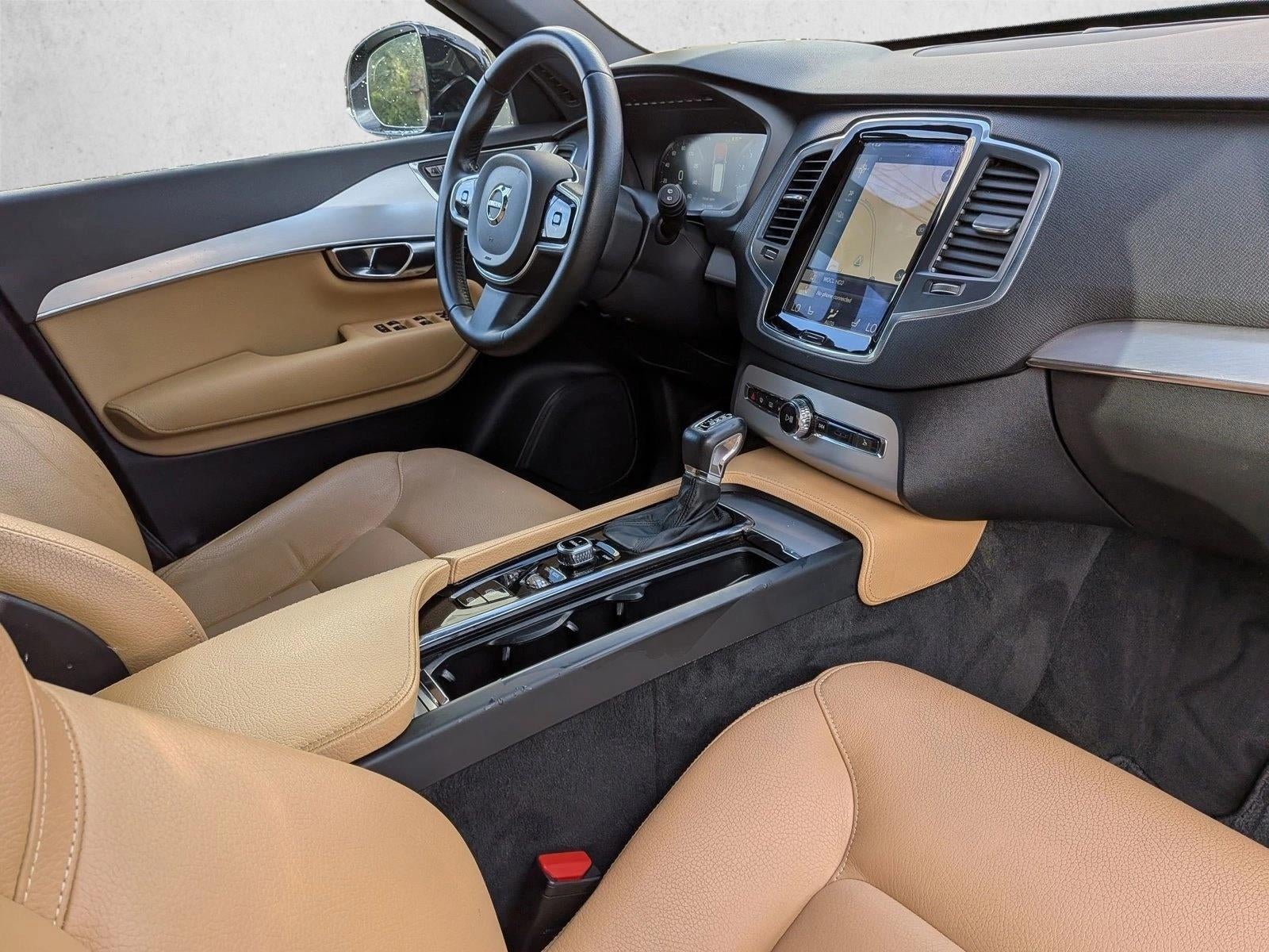 2017 Volvo XC90 T6 AWD 7-Passenger Momentum