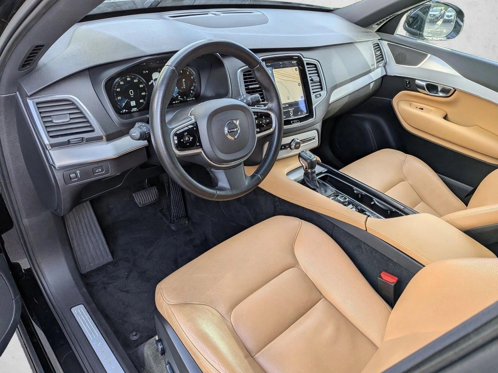 2017 Volvo XC90 T6 AWD 7-Passenger Momentum