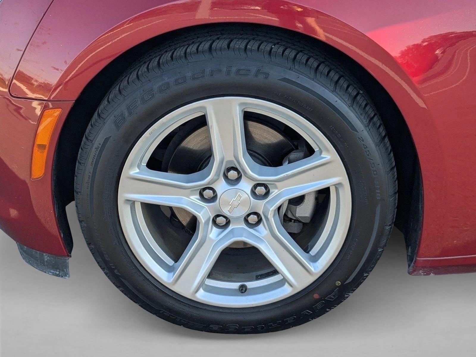 2019 Chevrolet Camaro 2dr Coupe 1LT