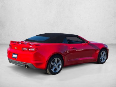 2020 Chevrolet Camaro 2dr Convertible 1LT