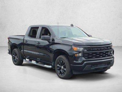 2022 Chevrolet Silverado 1500 Crew Cab Short Box 2-Wheel Drive Custom