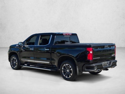 2022 Chevrolet Silverado 1500 Crew Cab Short Box 4-Wheel Drive High Country