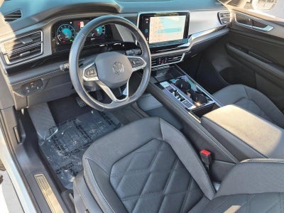2024 Volkswagen Atlas Cross Sport 2.0T SE w/Technology FWD