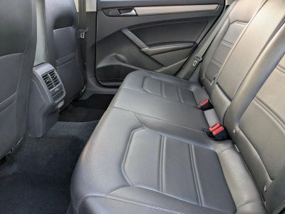 2020 Volkswagen Passat 2.0T SE Auto